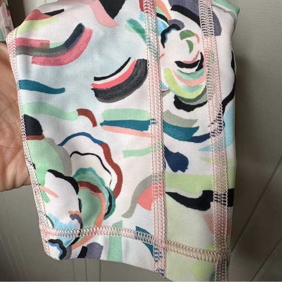 Athleta Ultimate Stash ll Capri Leggings XXS - Picture 12 of 15